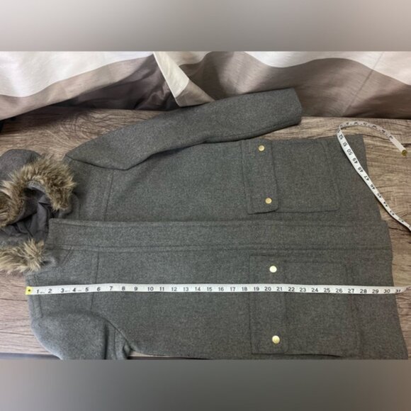 J. Crew Mercantile Gray Vail Wool Blend‎ Winter Coat Faux Fur Trim Women's 4 - Picture 6 of 9